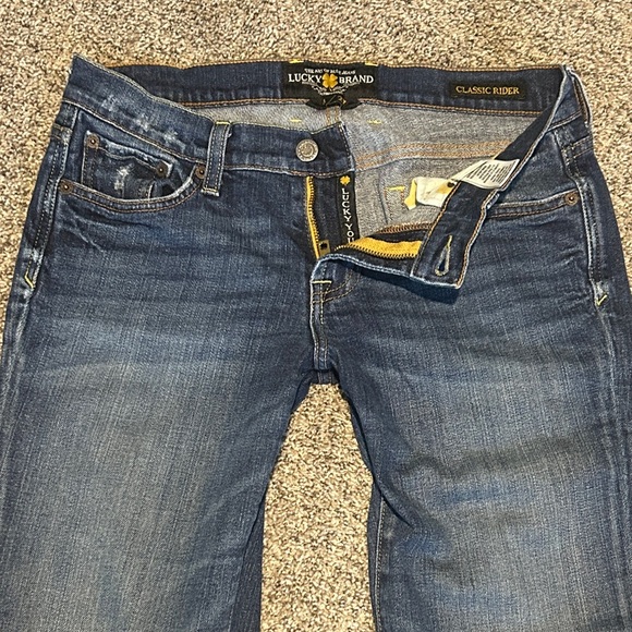 Lucky Brand Women's Dark Blue Classic Rider Jeans 4/27 - Picture 2 of 6